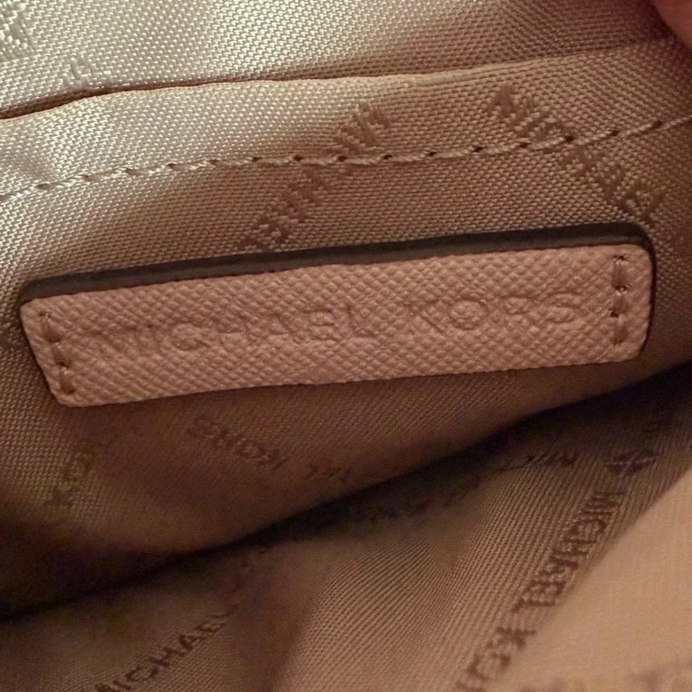 Michael Kors Pink Jet Set Travel Small Top Zip Coin Pouch with ID Holder.